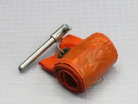 T08-06-04 Avibank Nose L/6 Downlock Pin T221672