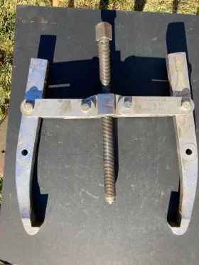 Et-1013 Blackhawk Huge Reversible 2 Jaw Large 10 Inch Wide Gear Puller Vintage