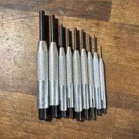 251a.js9 Facom 251 A. Js9 Pin Punch Set With Sleeve 9 Piece