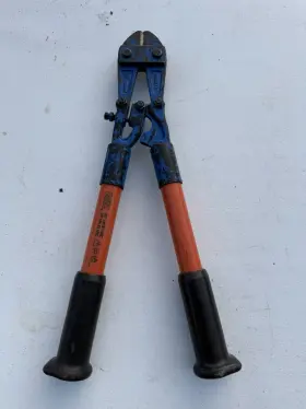63124 Klein Tools Bolt Cutter Fiberglass Handle 24-1/2-inch