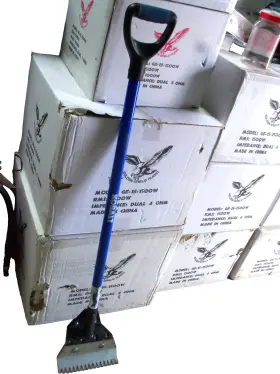 4141441 Kobalt Shingle Remover 47.5 Inch Used