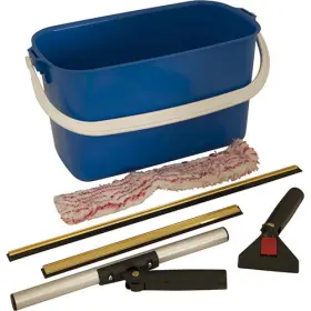 8407371 Mavrik Window Cleaning Kit
