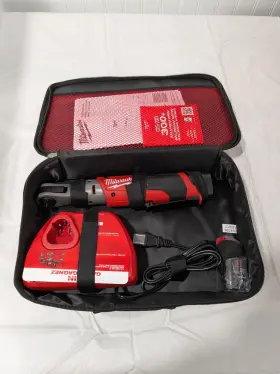 2557-22 Milwaukee M12 Fuel 12v 3/8in Ratchet With 2 Battery Kit