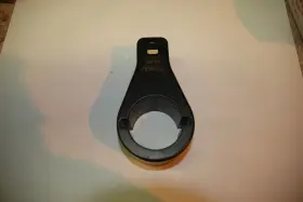 Sl64300 Schley Products 64300 Lexus And Toyota Harmonic Damper Pulley Holding Tool