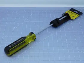 66-186-a Stanley 100-plus Lot Of 25 100 Plus Screwdriveracetate Handl3/16 Inch Tip T132279