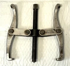 Huge Blackhawk Reversible 2 Jaw Large 7" Wide Gear Puller ET-1010 Vintage Used. Price: $35.00.