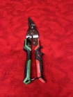 Craftsman CMHT73557 Aviation Snips Right Cut (K38) Used. Price: $15.99.