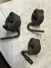 2001-2010 Chrysler Pt Cruiser Exhaust Hanger Bracket Rubber Parts Z5 Used. Price: $24.99.