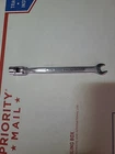 Craftsman Usa 7/16" 12 Pt Saltus Flex Head Socket Combination Wrench -v- 42541 Used. Price: $20.00.